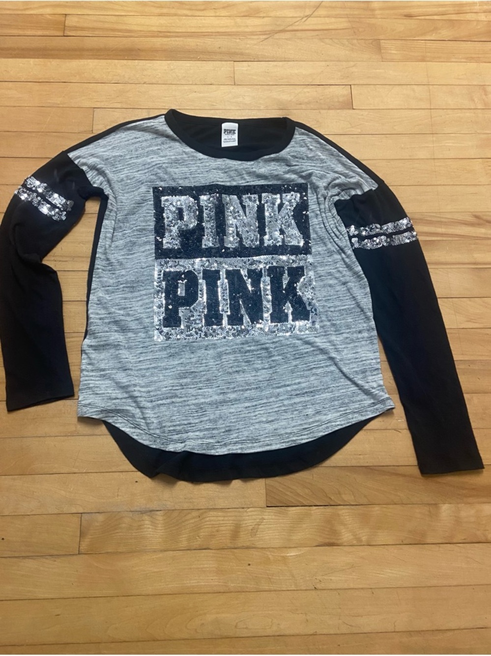 Womens L Pink Victoria Secret Black and Grey Long Sleeve Pretty Sequin Shirt 